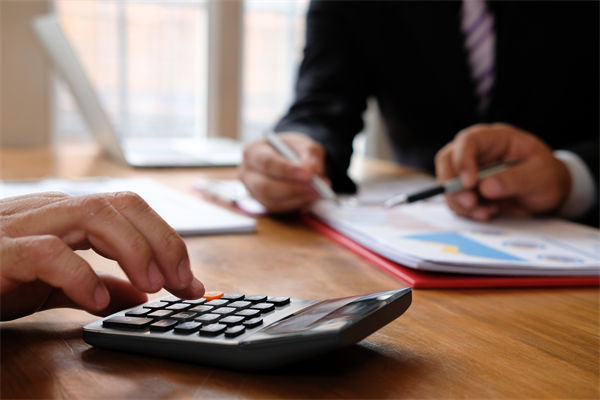 如何判斷一只股票次日能否介入